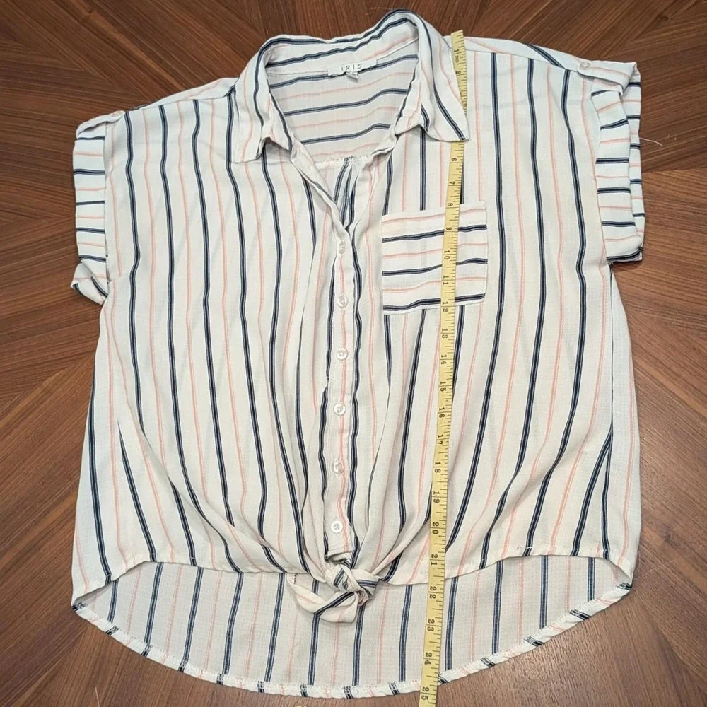 Iris Striped Button Up Blouse Womens White Excellent Tie Front Short Sleeve M